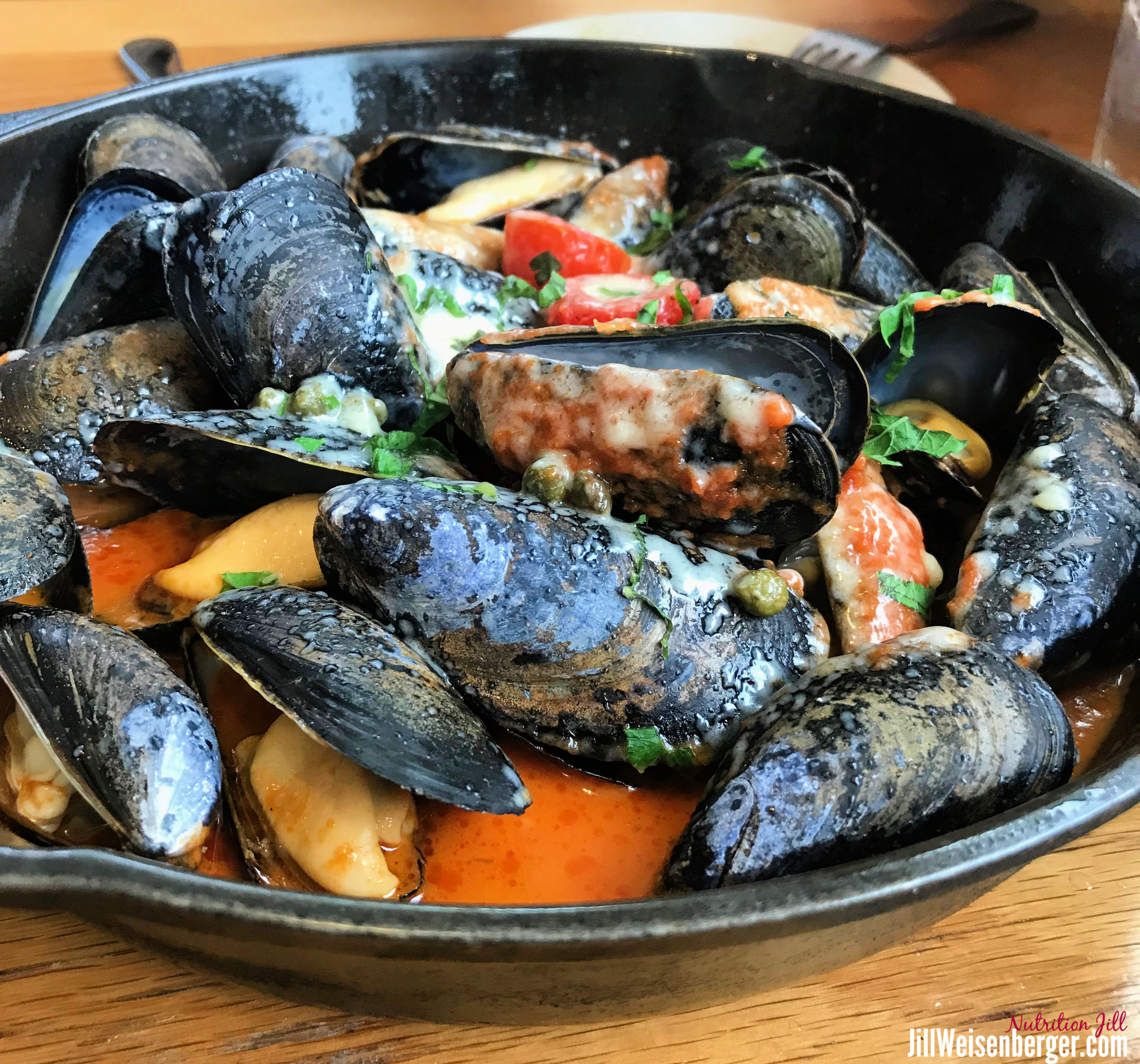 eating out healthy with mussels
