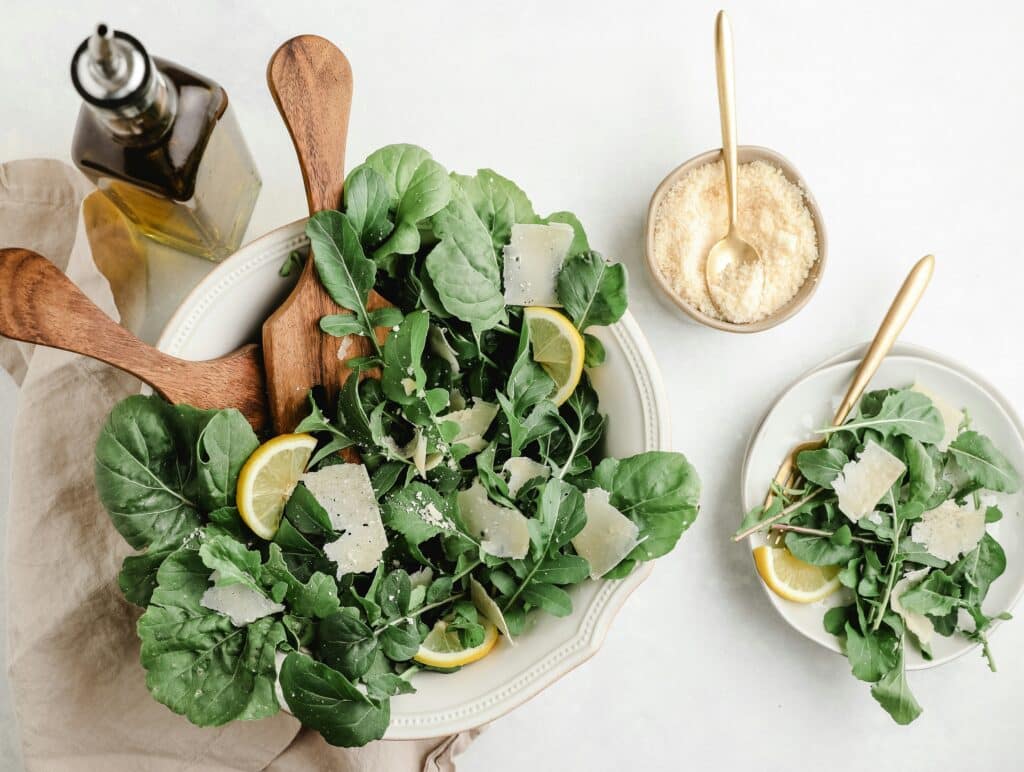 arugula salad with one of the healthiest oils to cook with